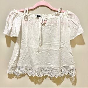 Divided White Cotton Lightweight Summer Floral Embroidered Hem Blouse top